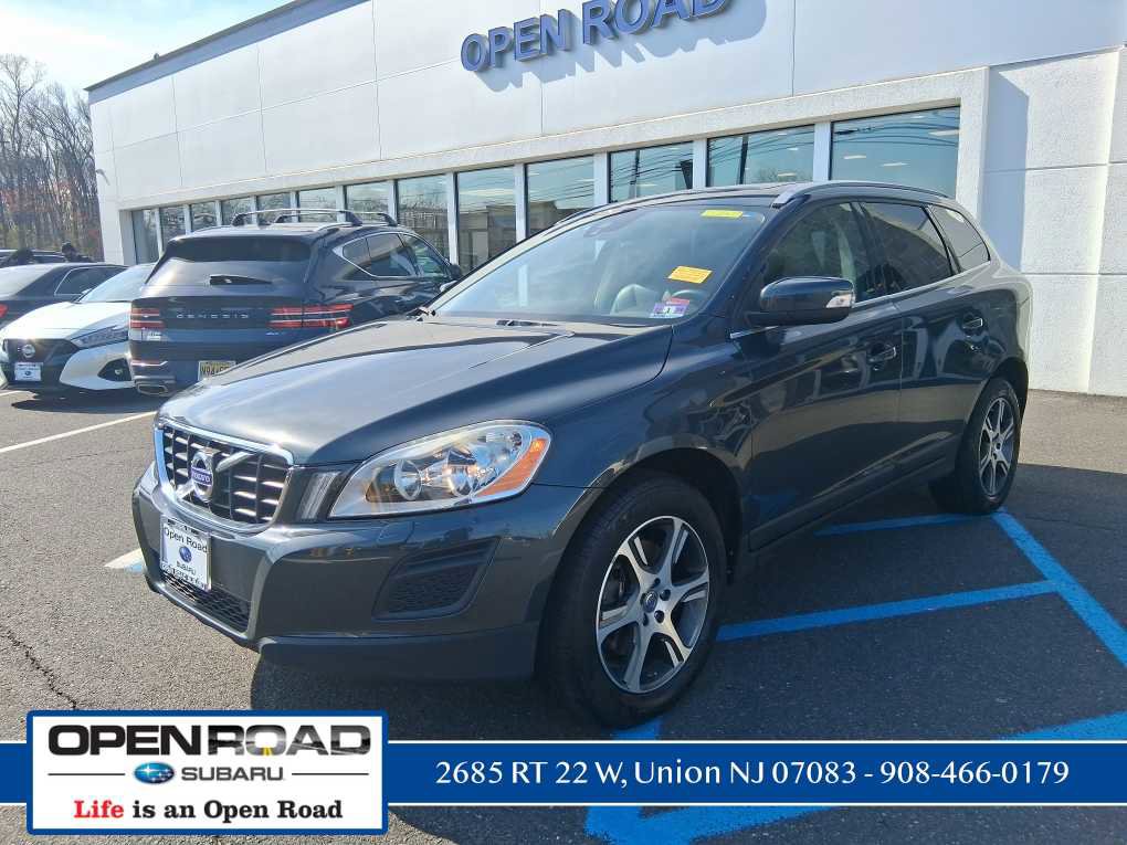 Used 2013 Volvo XC60 T6 AWD/4WD image 3