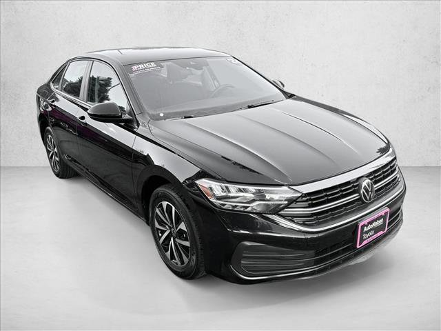 Used 2024 Volkswagen Jetta S FWD image 3