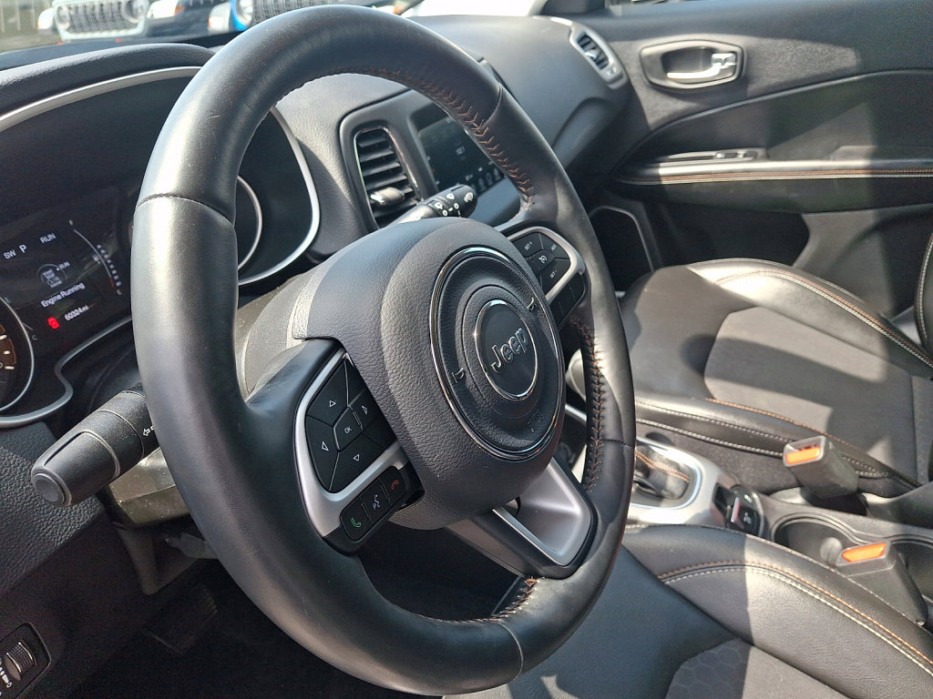 Used 2020 Jeep Compass Latitude w/ Cold Weather Group AWD/4WD image 25