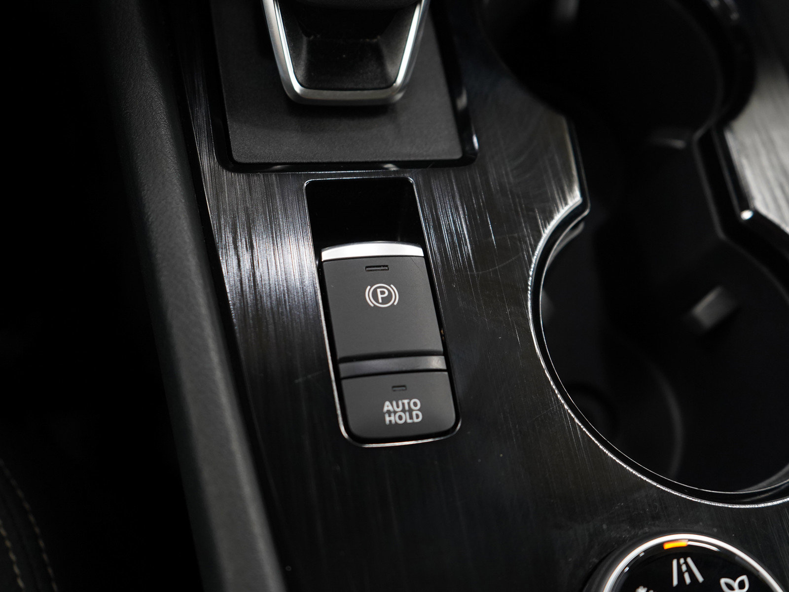 Used 2024 Nissan Rogue SV image 22