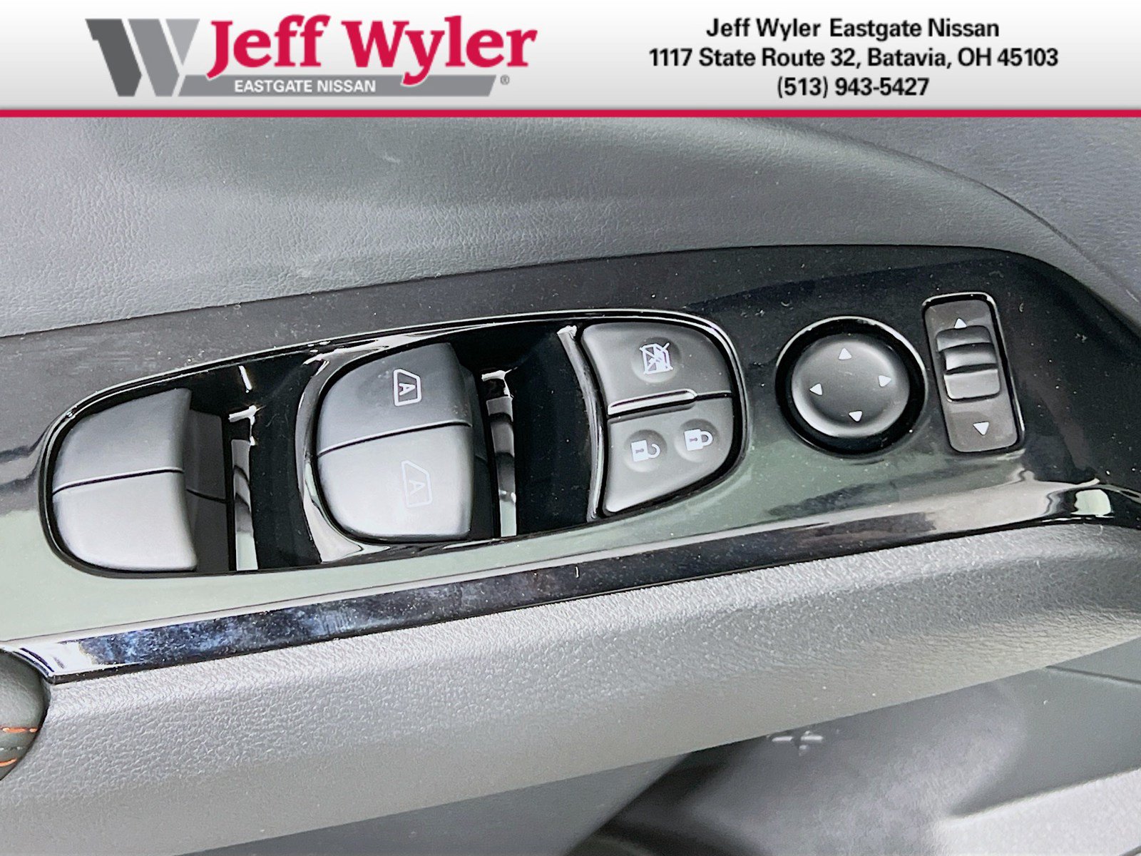 New 2025 Nissan Altima 2.5 SR FWD image 20