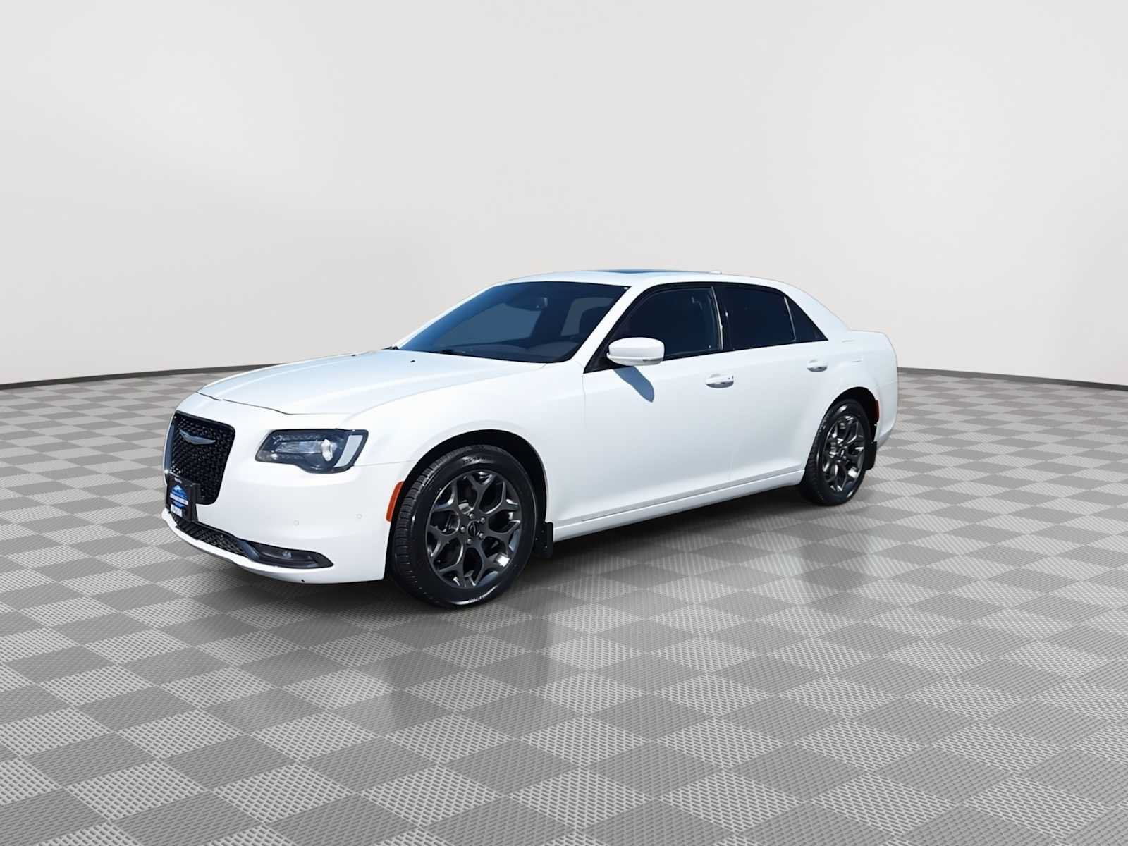 Used 2017 Chrysler 300 S w/ 300S Premium Group AWD/4WD image 4