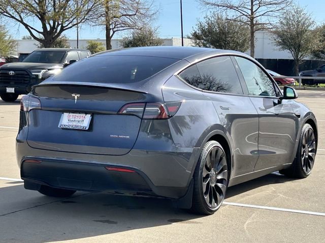 Used 2023 Tesla Model Y Performance image 4