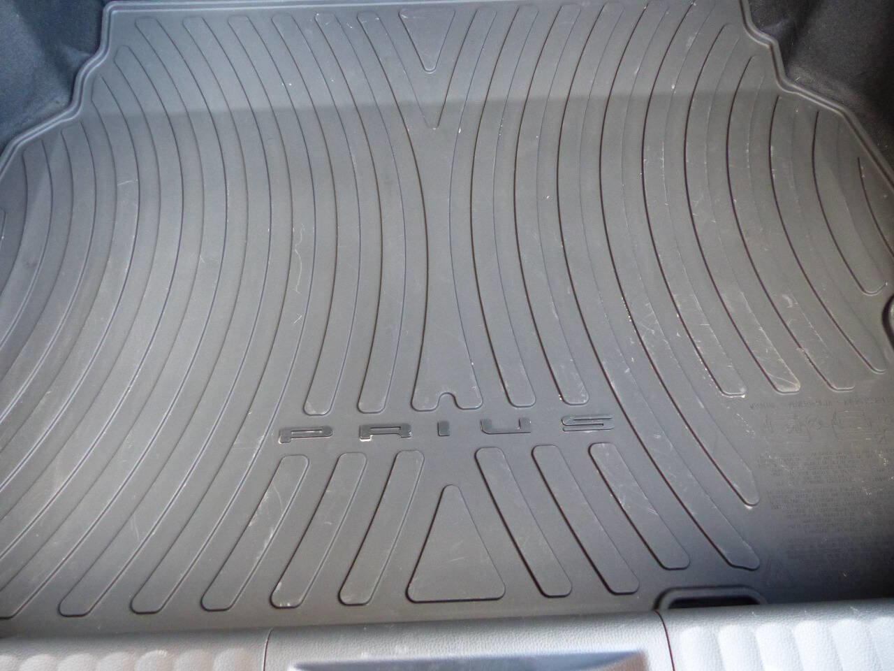 Used 2024 Toyota Prius LE image 25