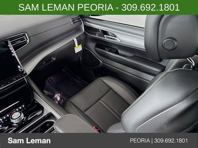 New 2026 Jeep Grand Wagoneer image 24