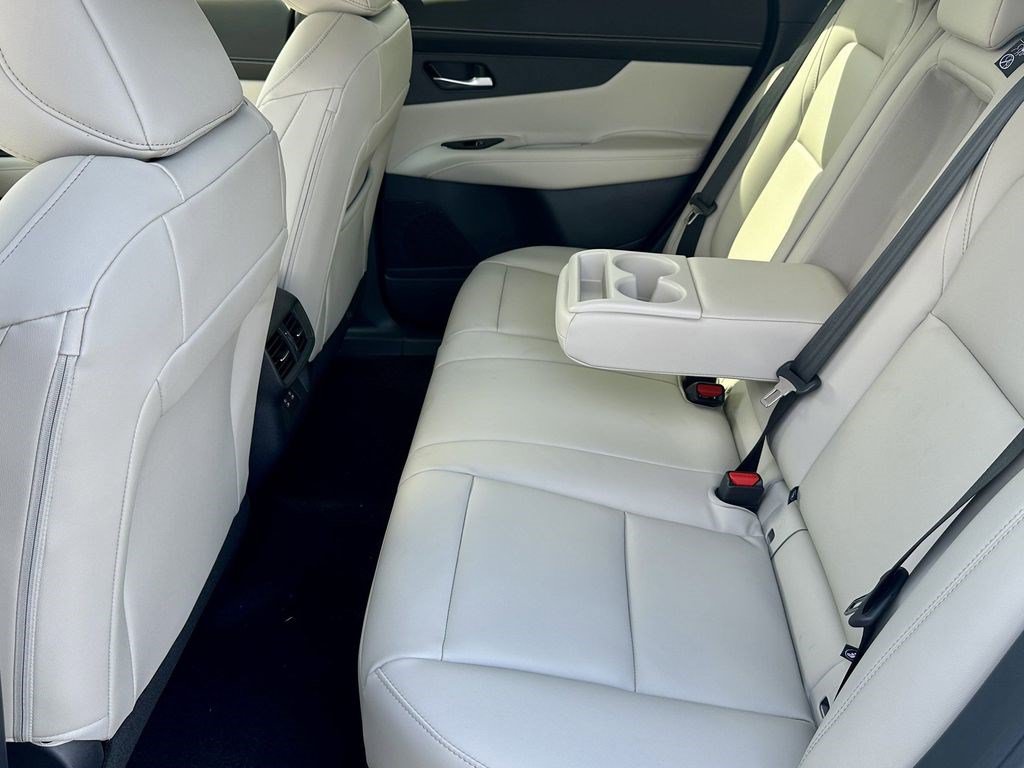 Used 2025 Nissan Murano SL AWD/4WD image 33