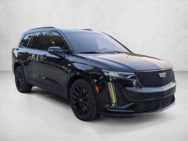 Used 2023 Cadillac XT6 Sport w/ Technology Package AWD/4WD image 3