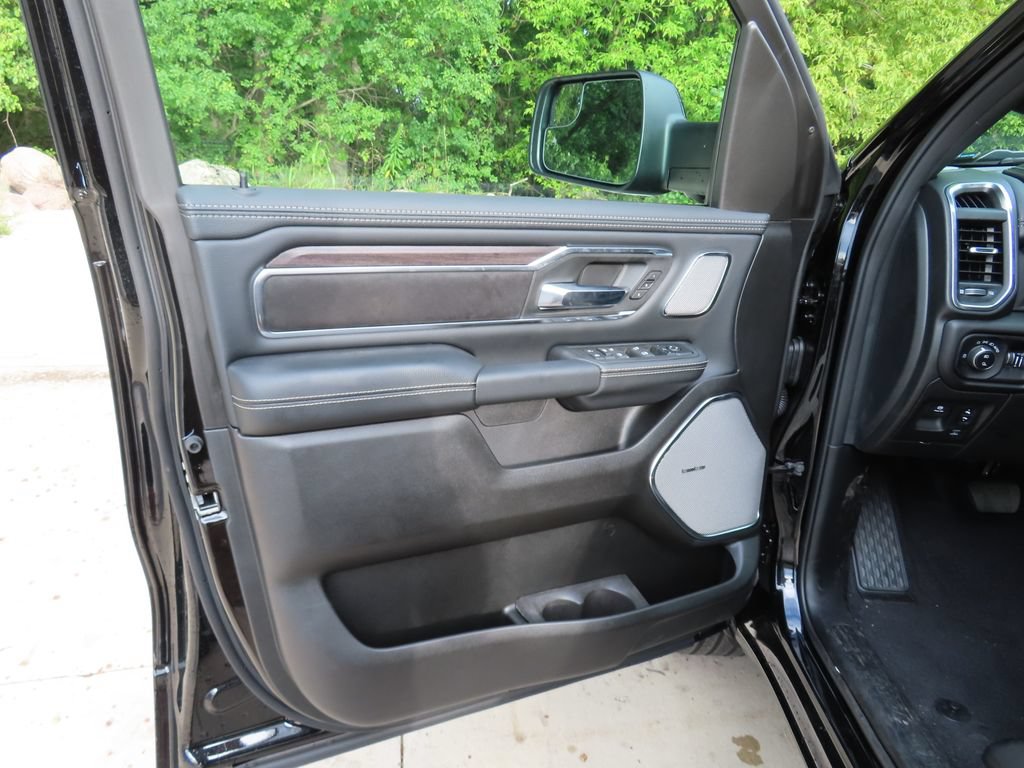 New 2027 RAM 1500 Laramie w/ Night Edition AWD/4WD image 25