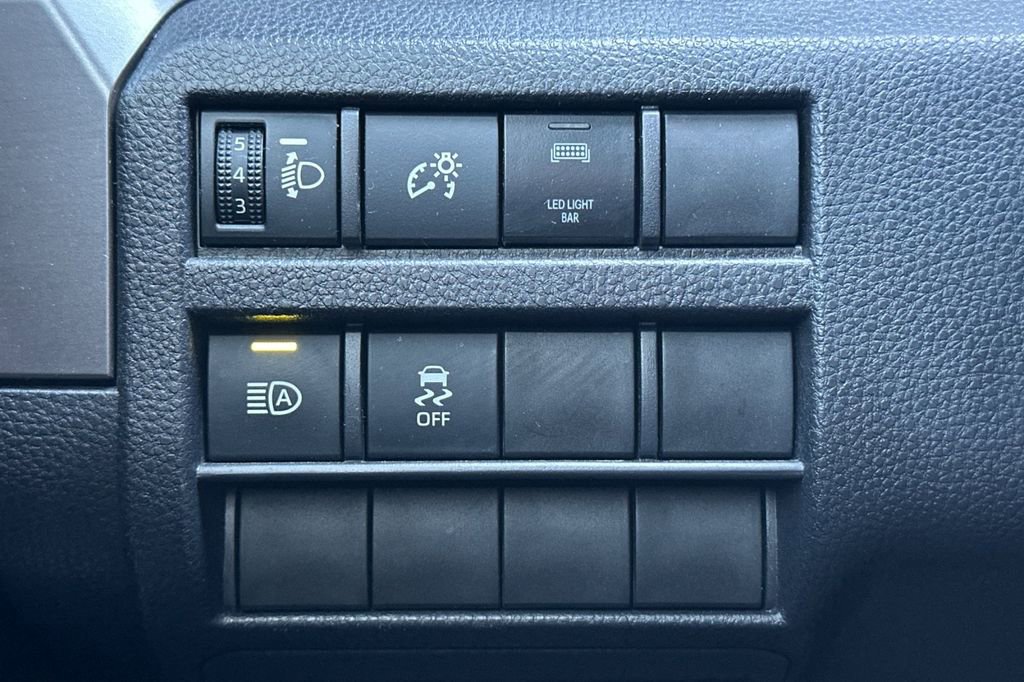 Used 2024 Toyota Tacoma TRD Sport image 28