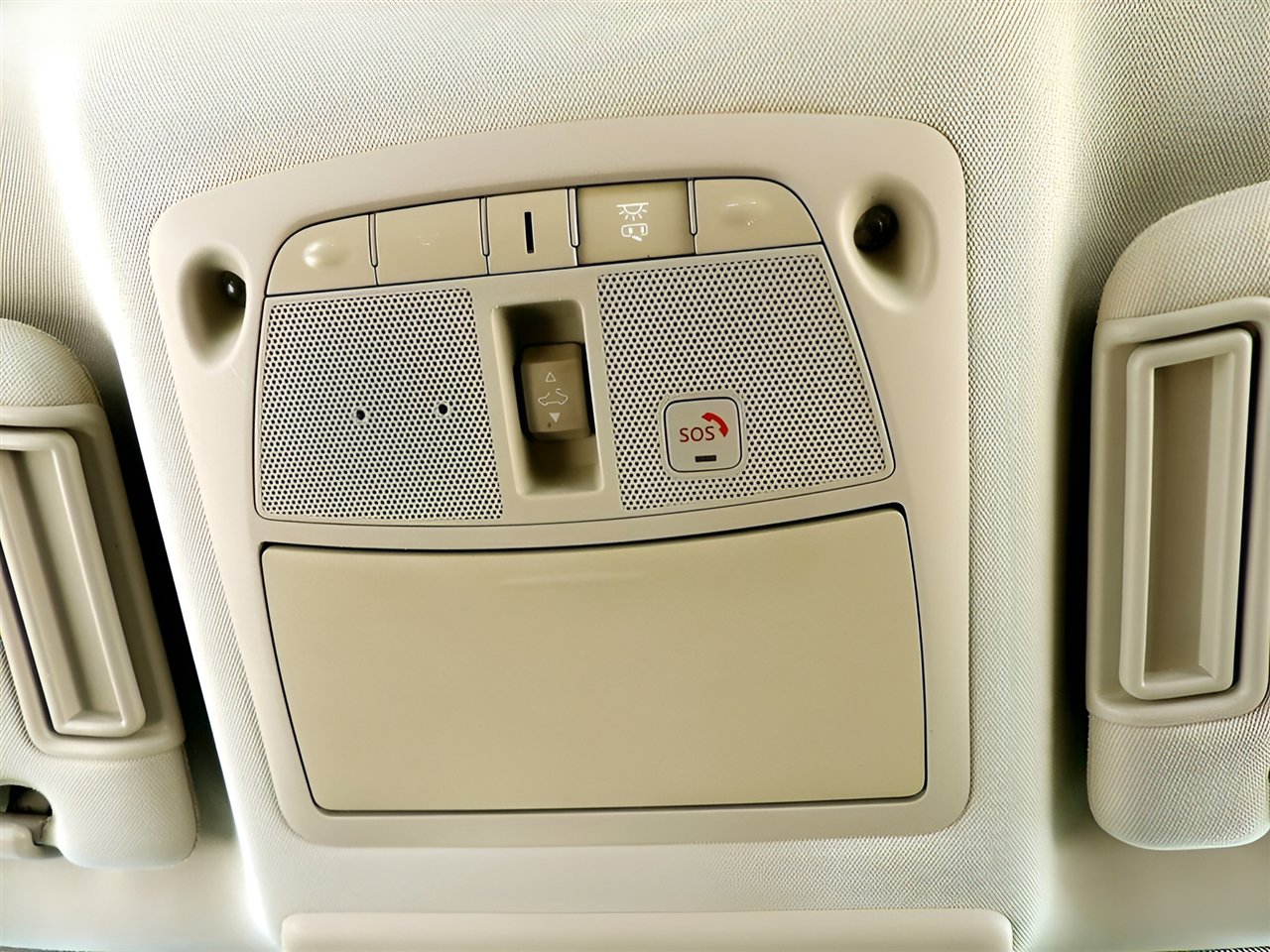 Used 2019 Nissan Armada SL w/ Premium Package image 13