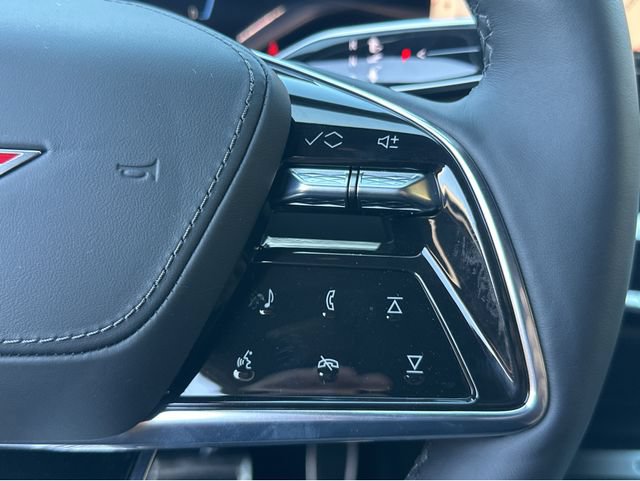 New 2026 Cadillac Lyriq V AWD/4WD image 28