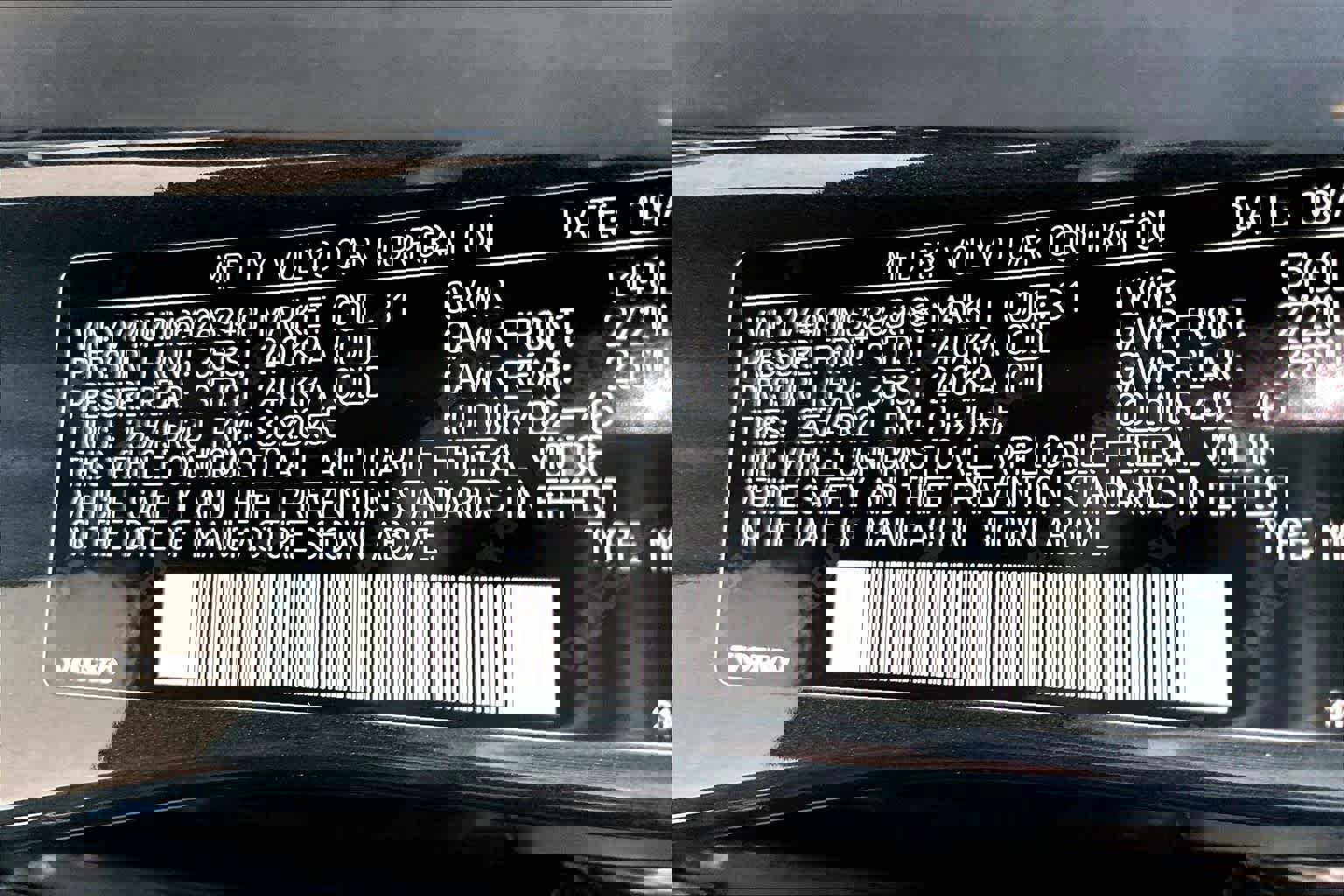 Used 2016 Volvo XC60 T5 Platinum image 33