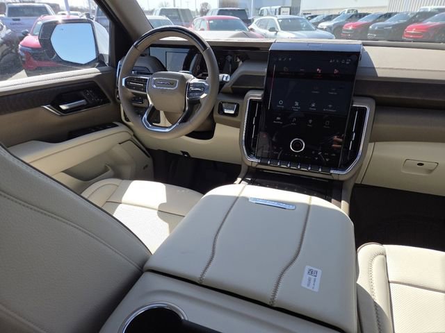 New 2026 GMC Yukon Denali w/ Denali Reserve Package image 32