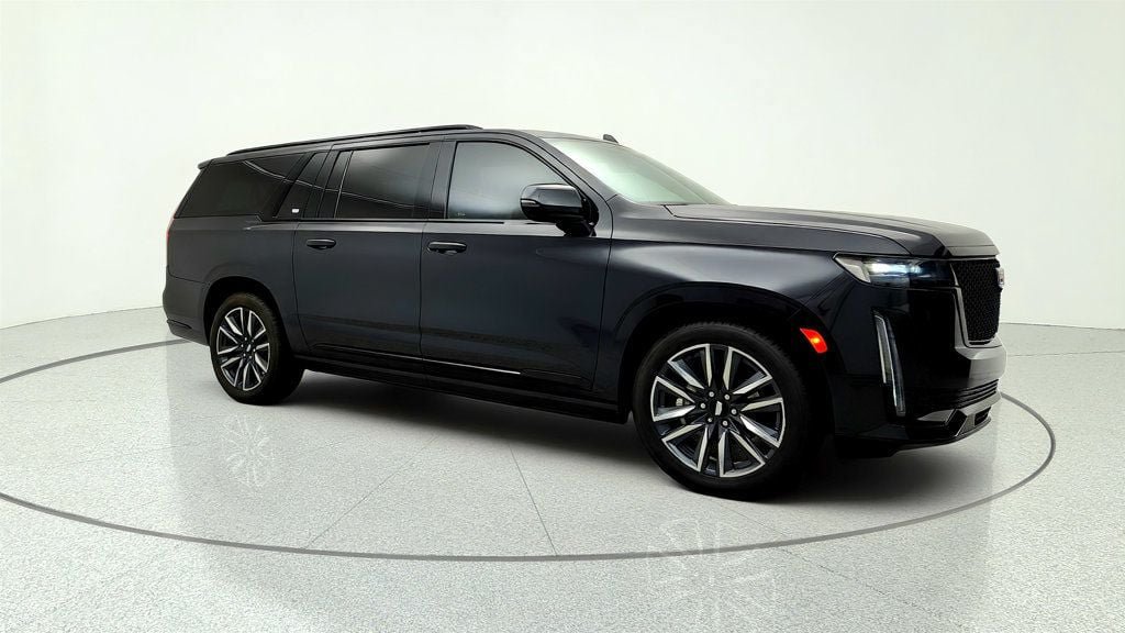 Used 2023 Cadillac Escalade ESV Sport w/ Touring Package AWD/4WD image 3