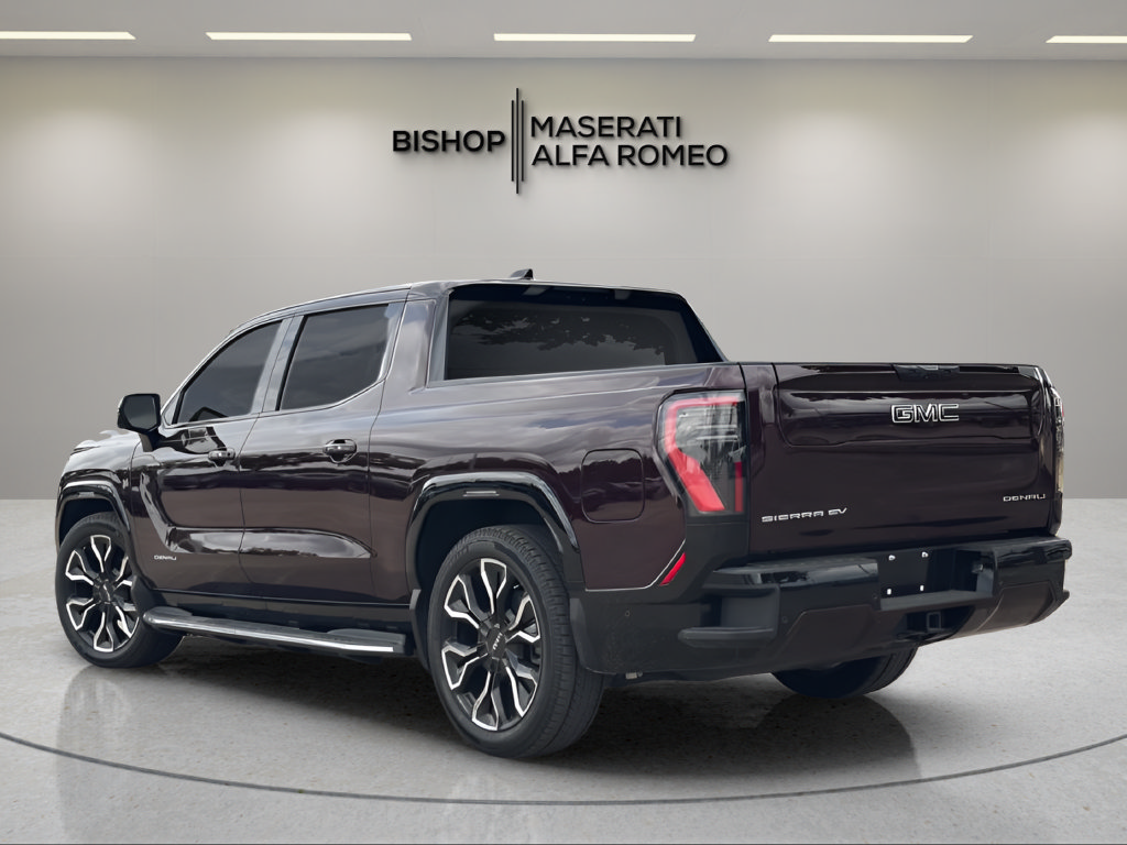 Used 2025 GMC Sierra EV Denali AWD/4WD image 3