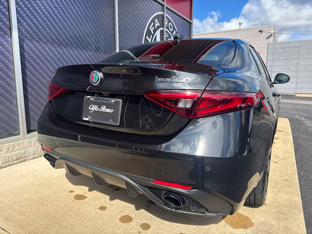 Used 2020 Alfa Romeo Giulia Ti Sport AWD/4WD image 7
