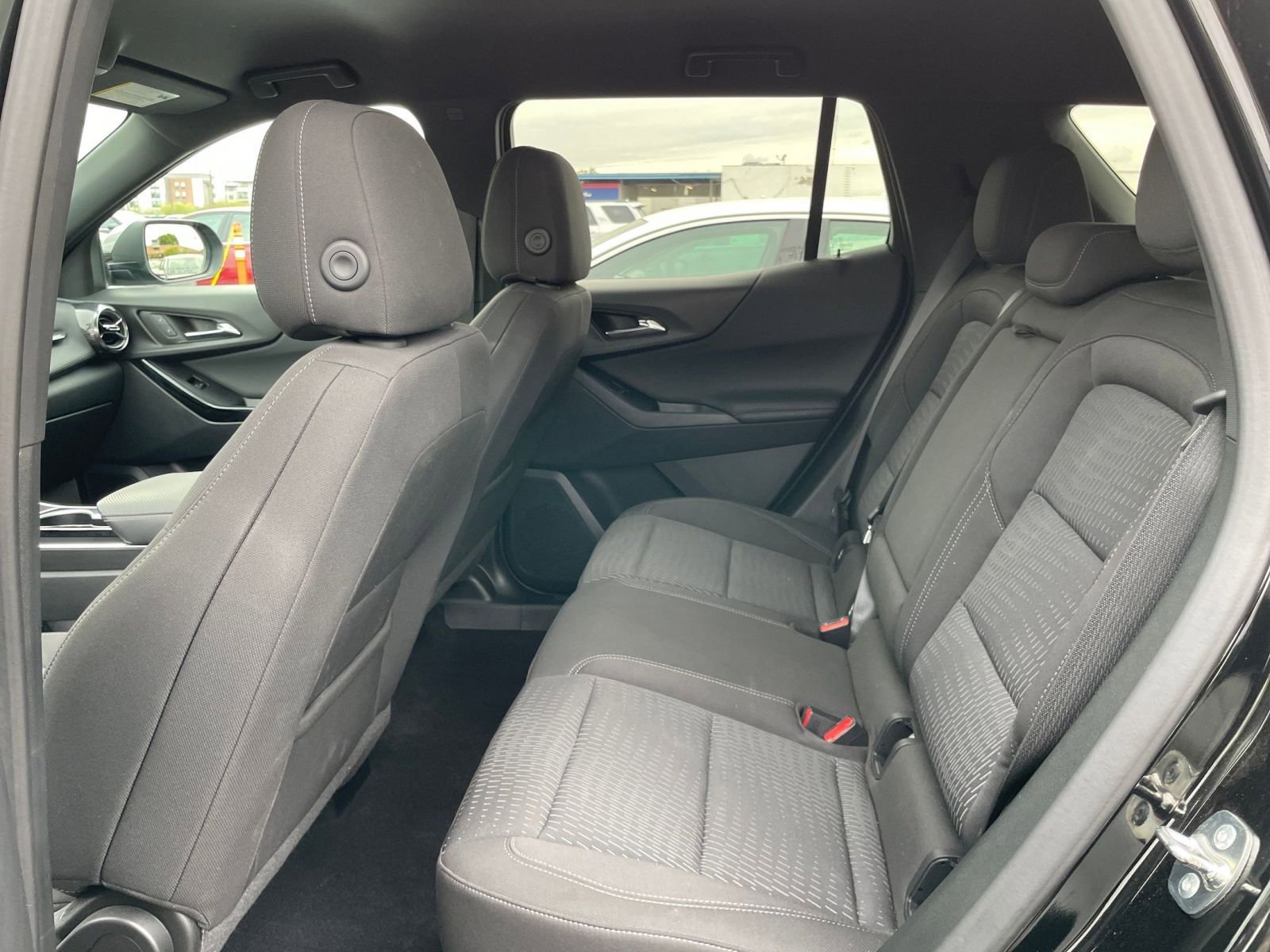 Used 2025 Chevrolet Equinox LT image 24