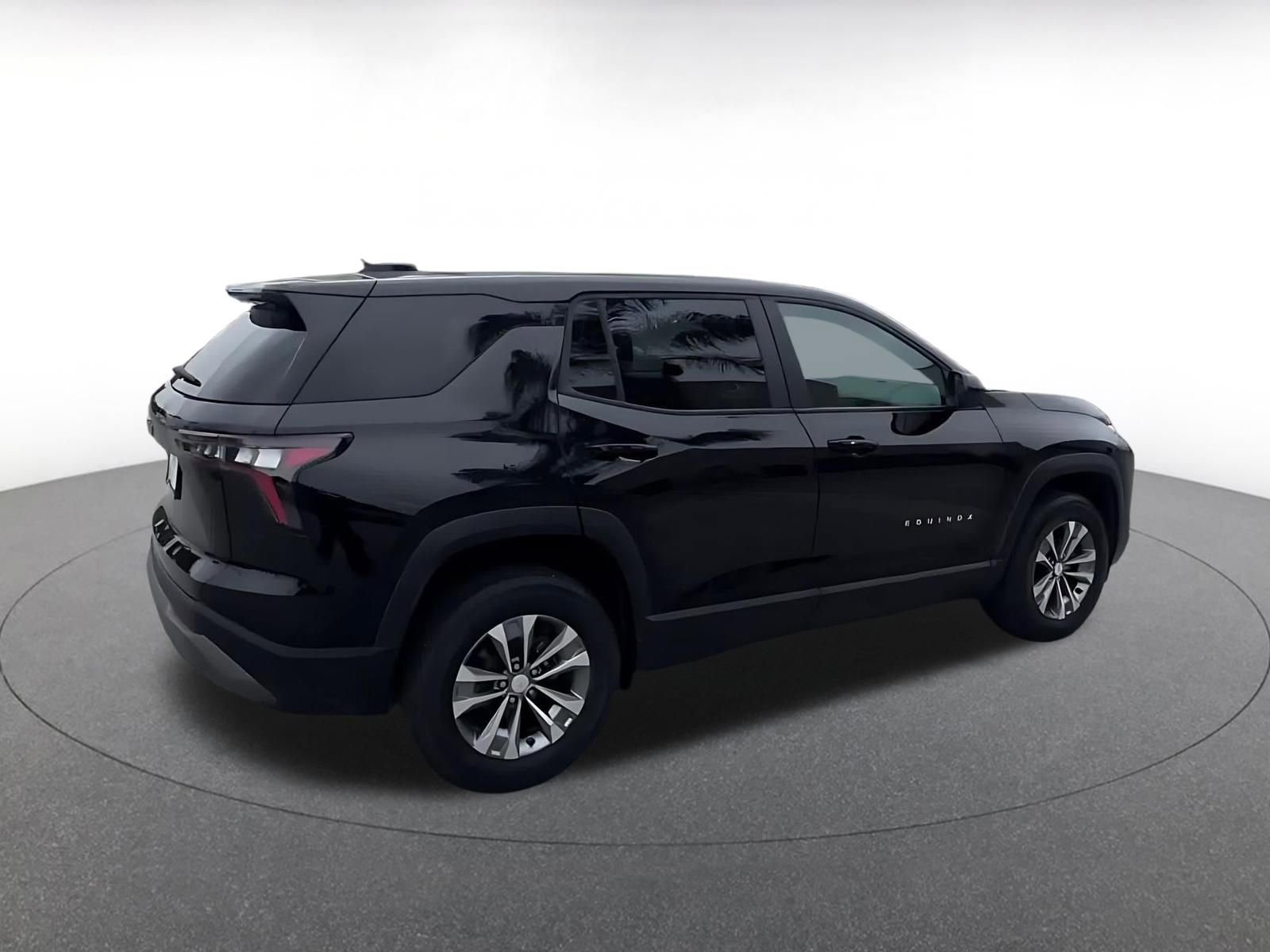 Used 2025 Chevrolet Equinox LT FWD image 15