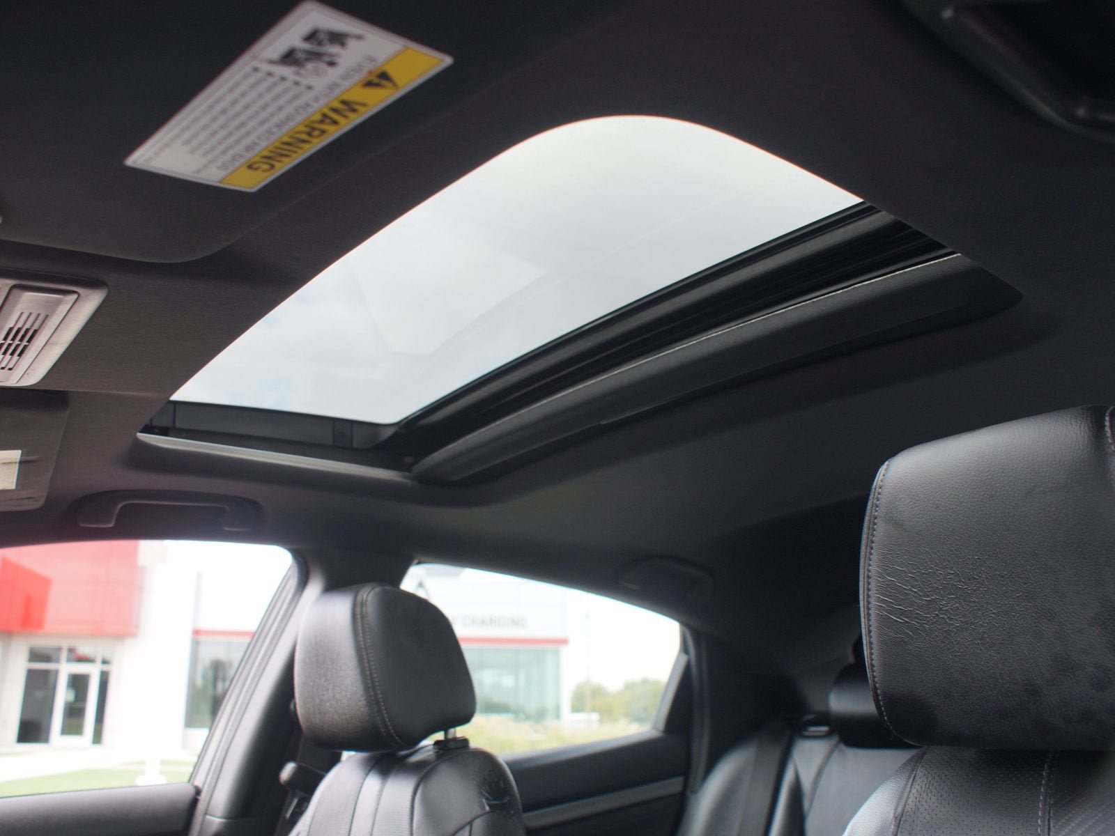 Used 2018 Honda Civic EX-L image 6
