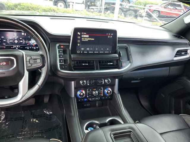 Used 2023 GMC Yukon SLT AWD/4WD image 14