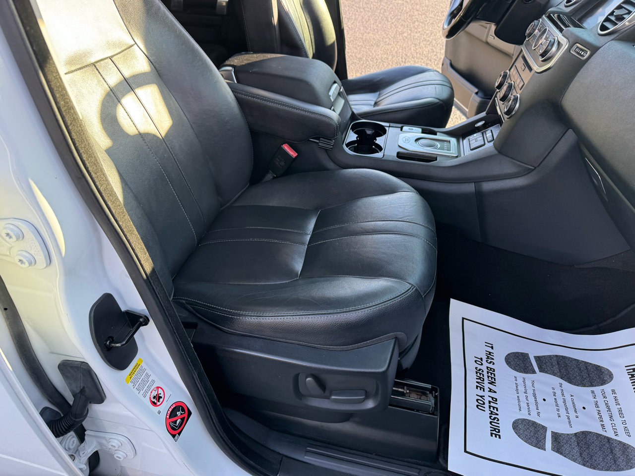 Used 2016 Land Rover LR4 HSE image 12