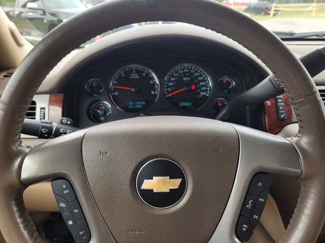 Used 2012 Chevrolet Avalanche LTZ RWD image 21