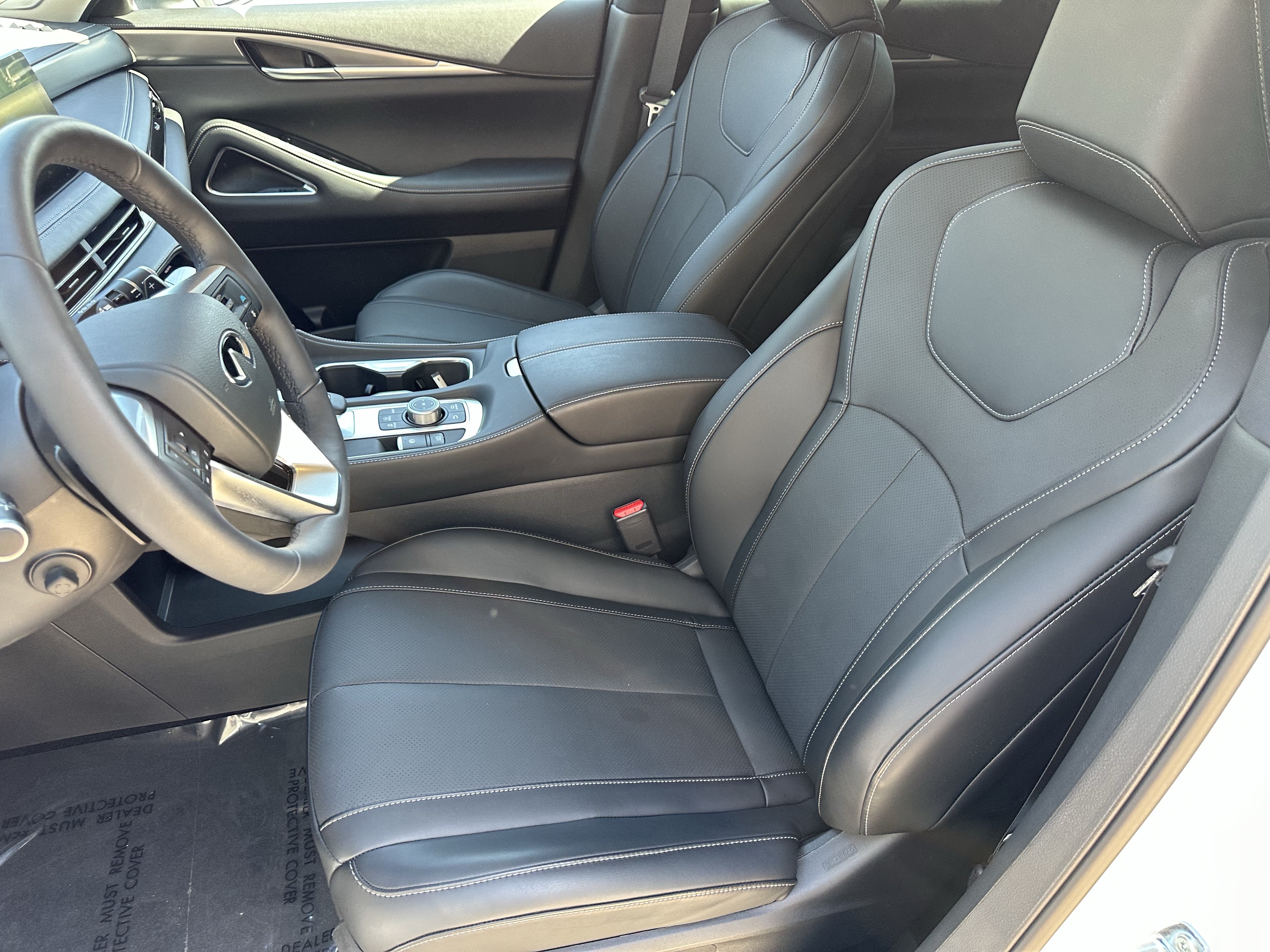 Certified 2026 INFINITI QX60 Luxe w/ Cargo Package AWD/4WD image 16