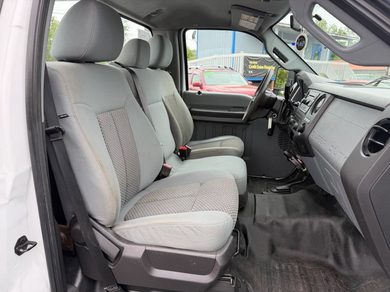 Used 2016 Ford F250 XL w/ XL Appearance Package AWD/4WD image 20