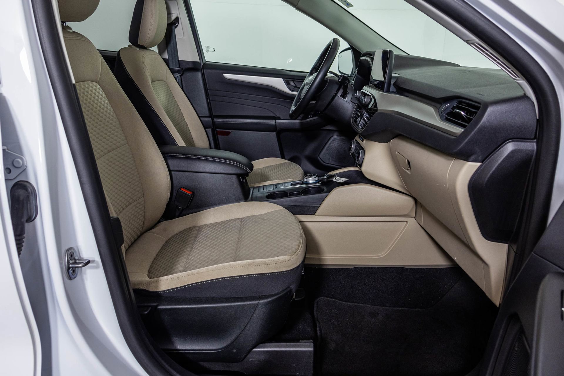 Used 2022 Ford Escape SE w/ Convenience Package image 46