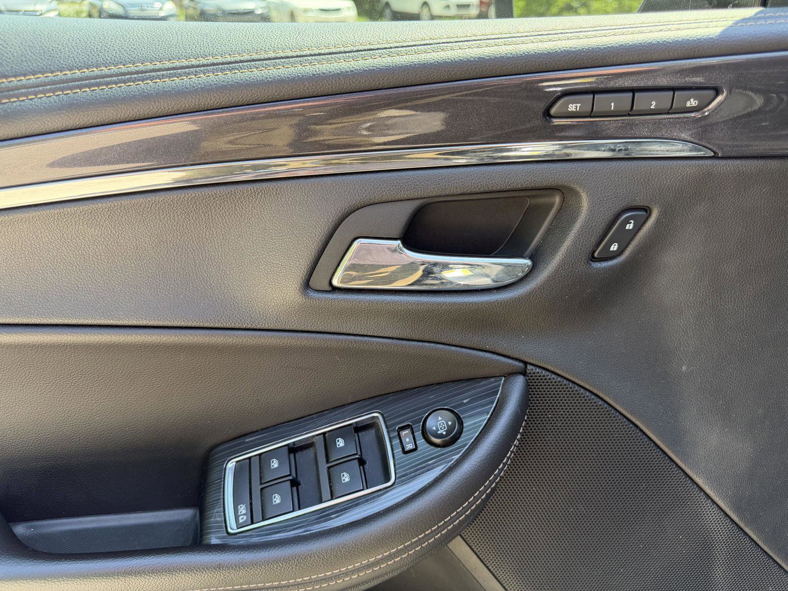 Used 2016 Chevrolet Impala LTZ w/ Enhanced Convenience Package FWD image 12