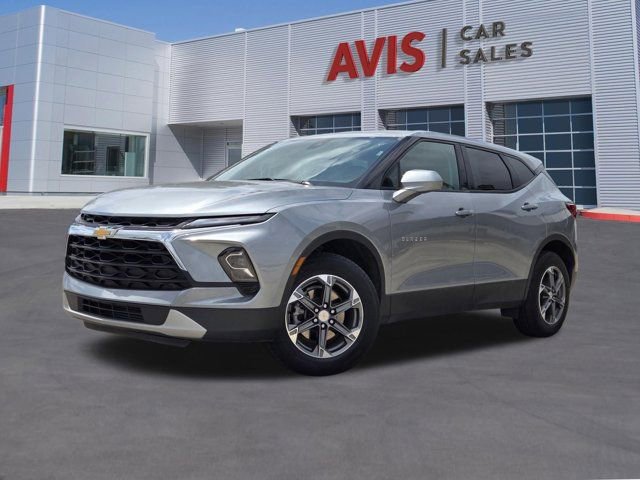 Used 2025 Chevrolet Blazer LT FWD image 1