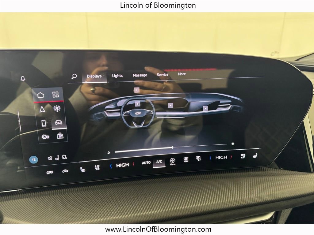 Used 2025 Audi SQ5 Prestige w/ Prestige Package image 54