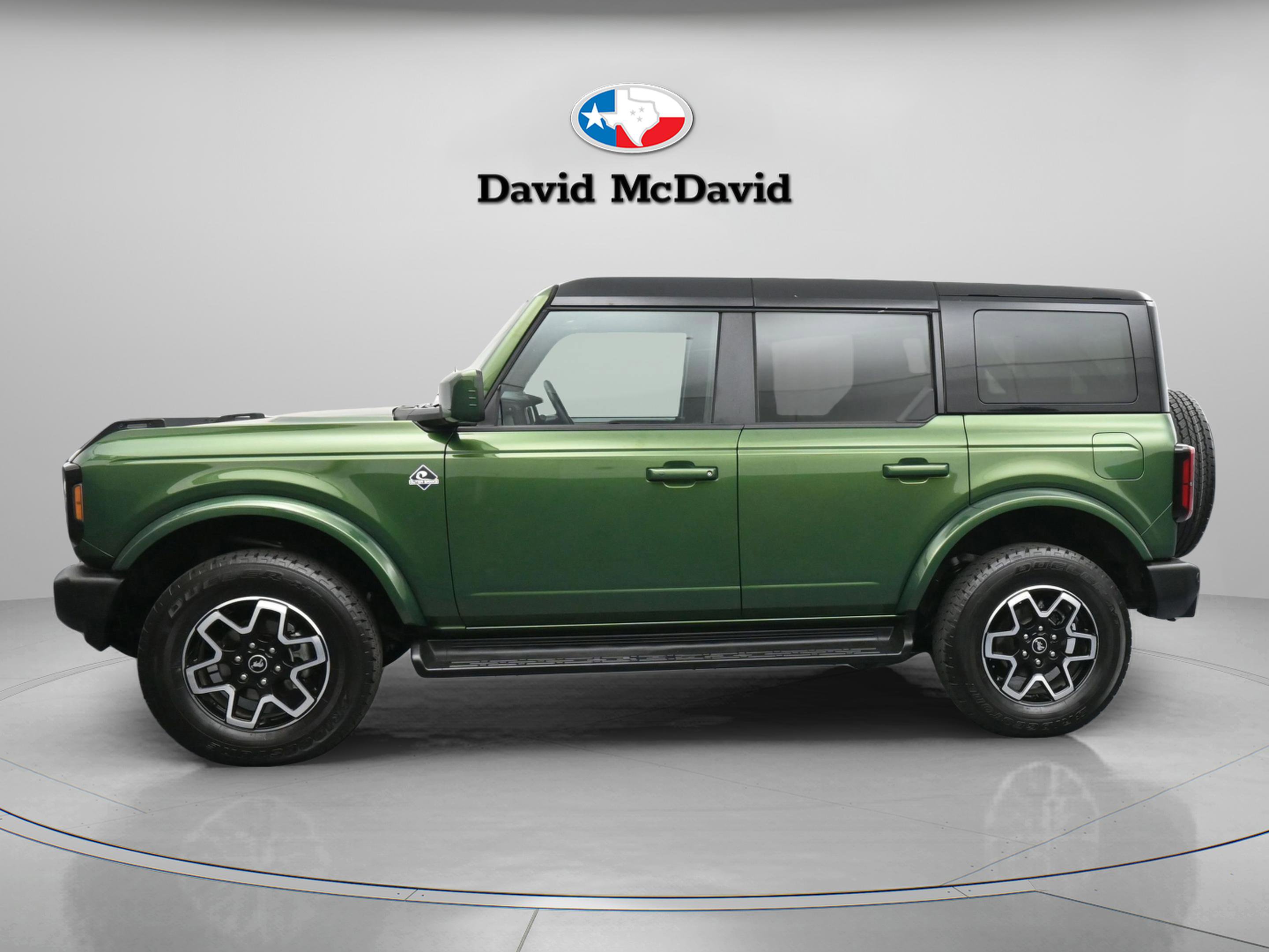 Used 2025 Ford Bronco Outer Banks image 7