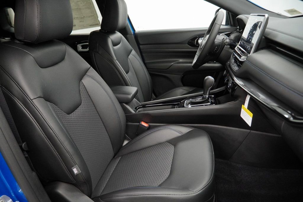 New 2026 Jeep Compass Latitude image 35