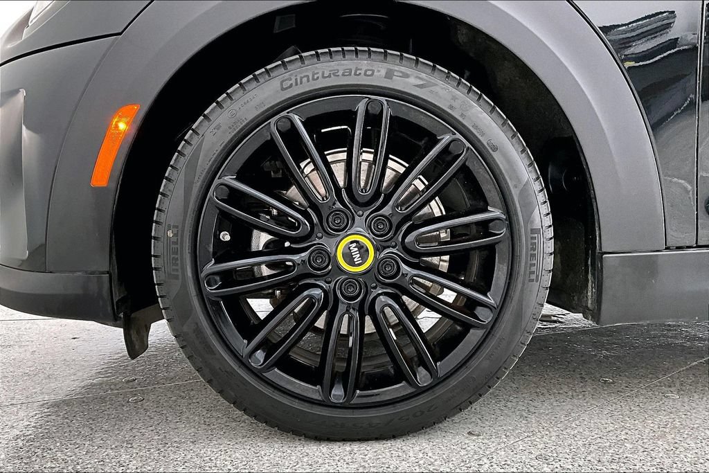 Used 2024 MINI Cooper SE w/ Signature Upholstery Package FWD image 10