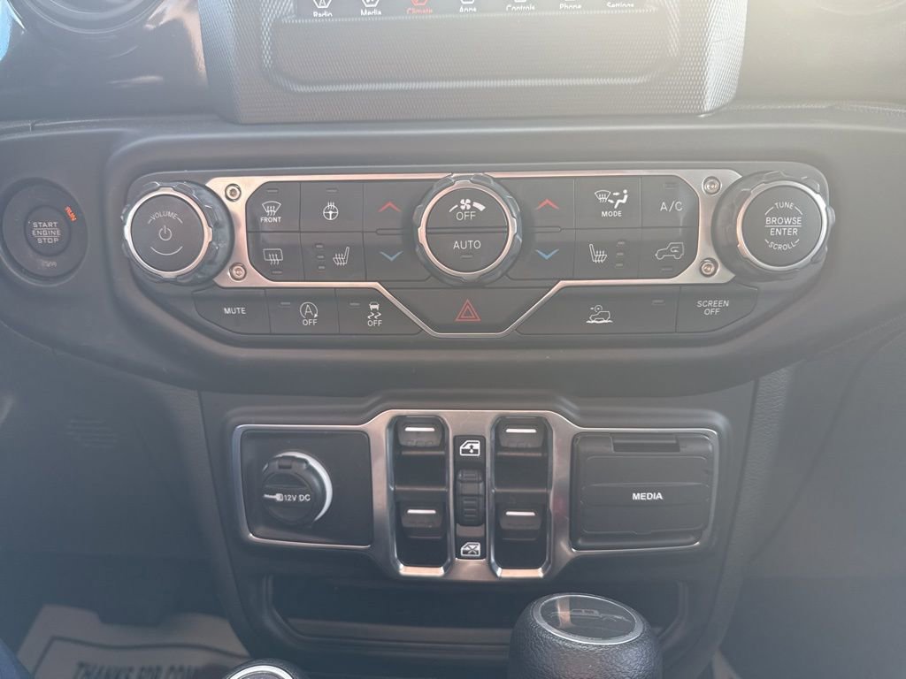 Used 2022 Jeep Gladiator Sport image 15