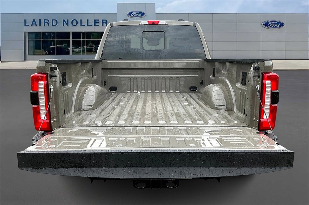 New 2026 Ford F250 Lariat w/ Chrome Package image 16