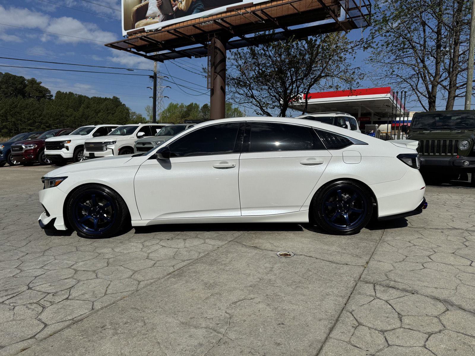 Used 2022 Honda Accord Sport image 10