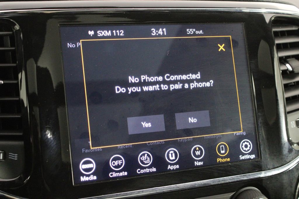 Used 2021 Jeep Grand Cherokee Limited w/ Sun & Sound Group image 38