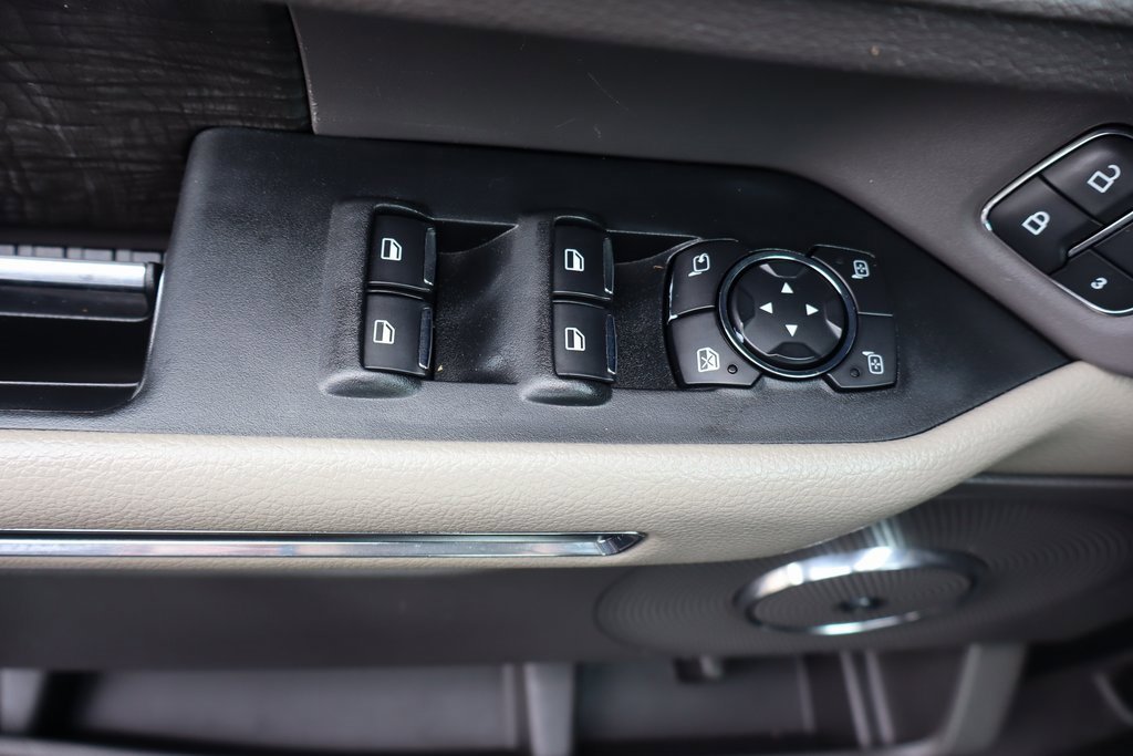 Used 2020 Ford Expedition Limited image 34