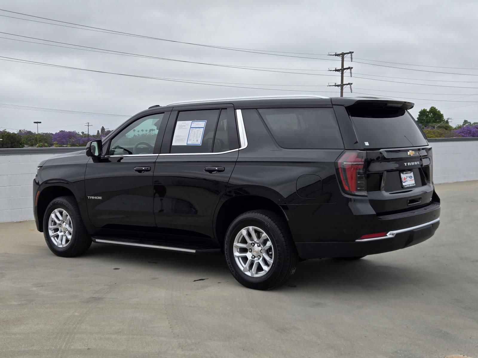 Used 2025 Chevrolet Tahoe LT AWD/4WD image 6