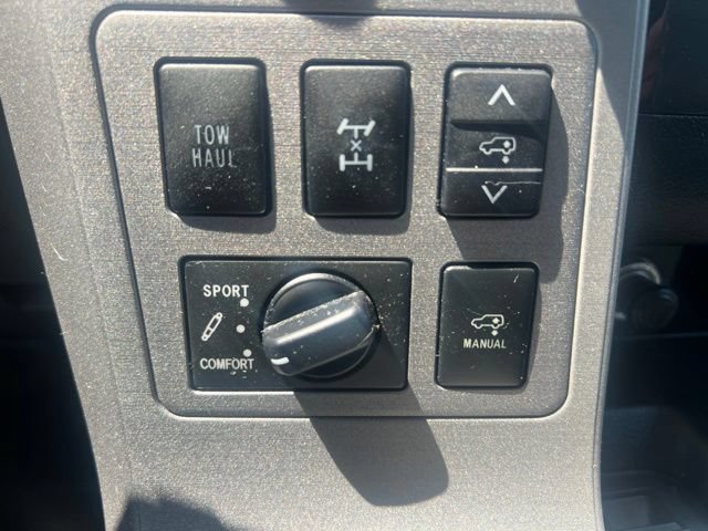 Used 2012 Toyota Sequoia Platinum AWD/4WD image 39
