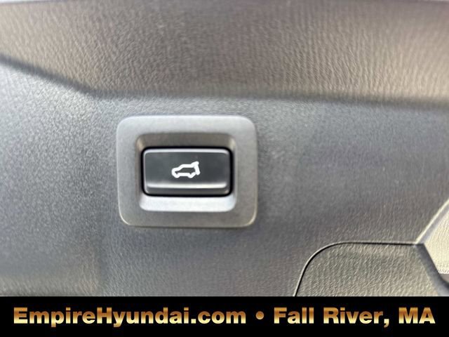 Used 2023 MAZDA CX-9 Touring image 8