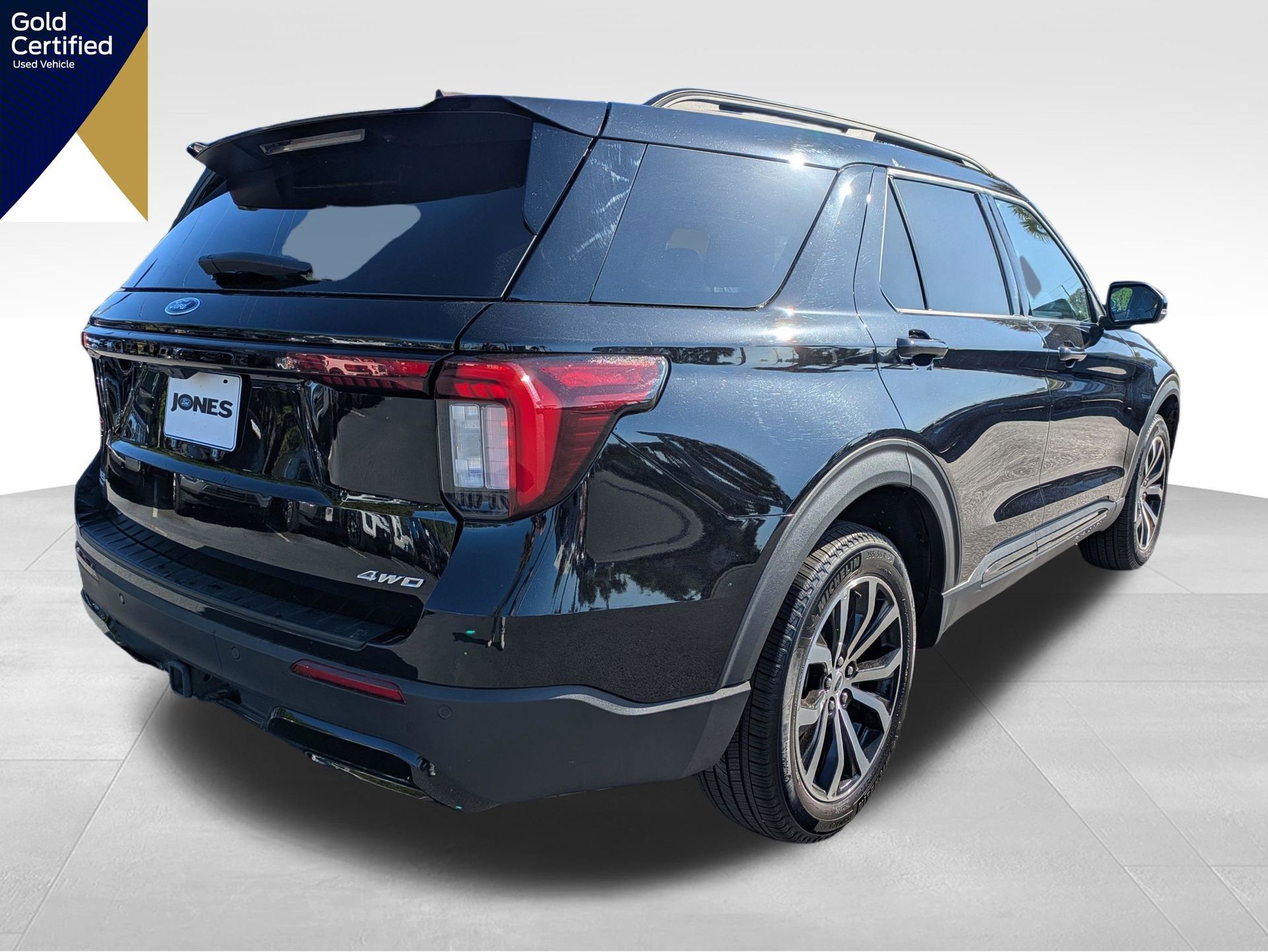 Certified 2025 Ford Explorer ST-Line AWD/4WD image 6