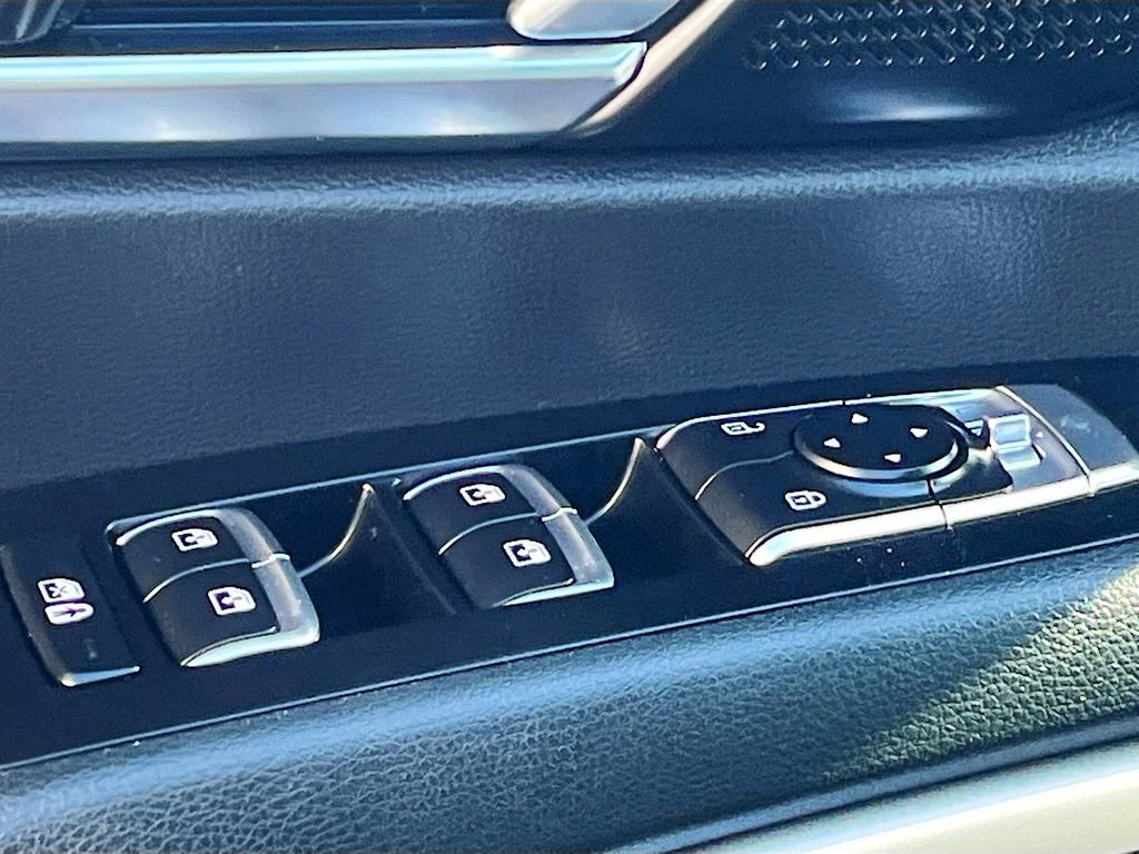 Used 2025 Kia Telluride EX X-Line AWD/4WD image 18