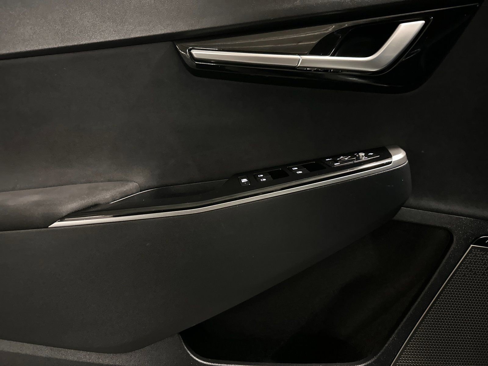 Certified 2023 Kia EV6 GT image 13