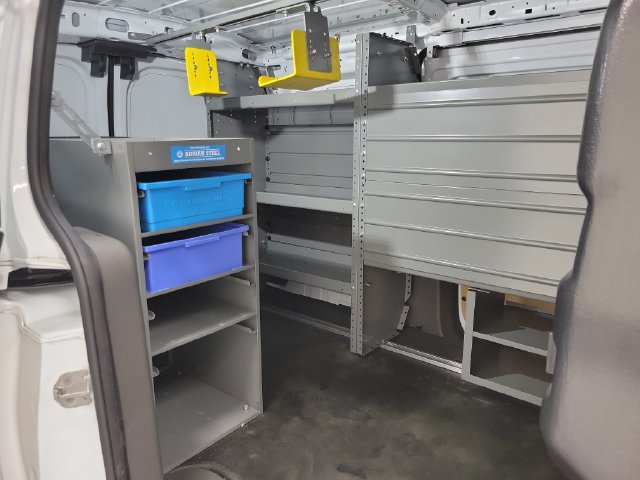 Used 2023 Ford Transit Connect XLT FWD image 9