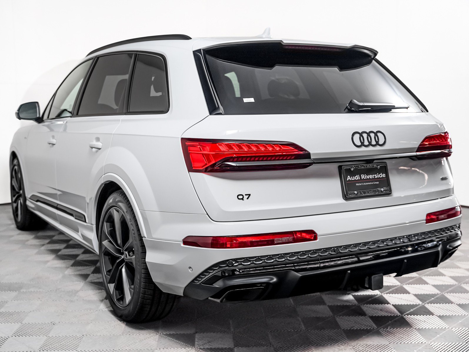 New 2026 Audi Q7 Premium Plus AWD/4WD image 2
