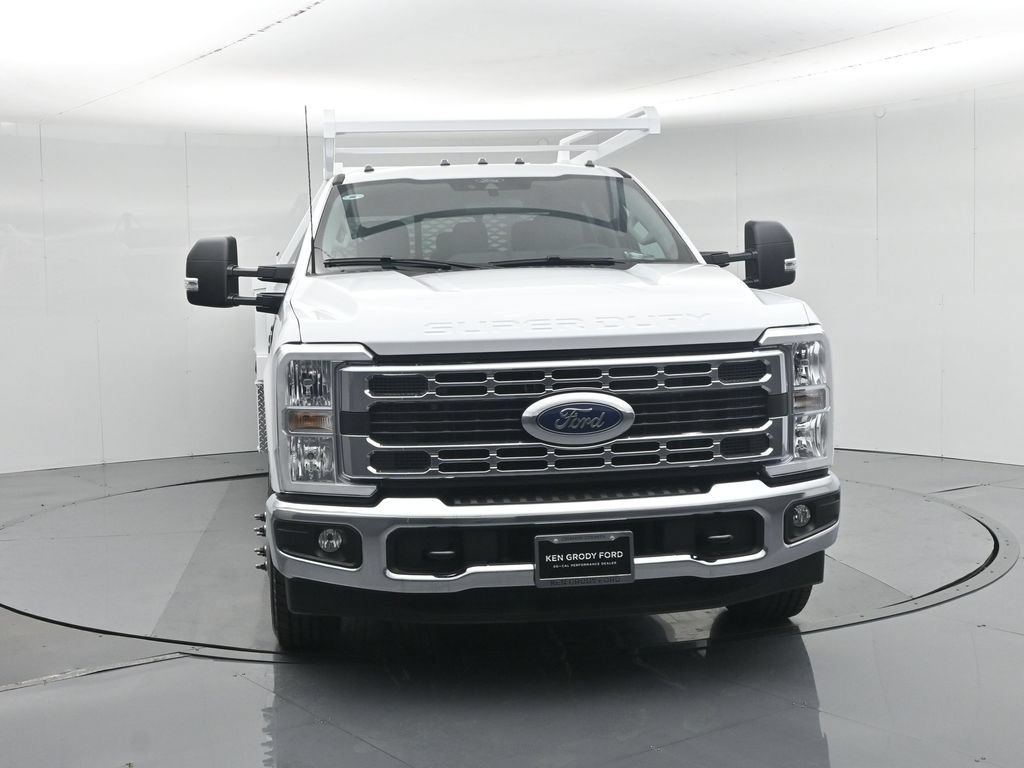 New 2026 Ford F350 XL w/ XL Chrome Package RWD image 36