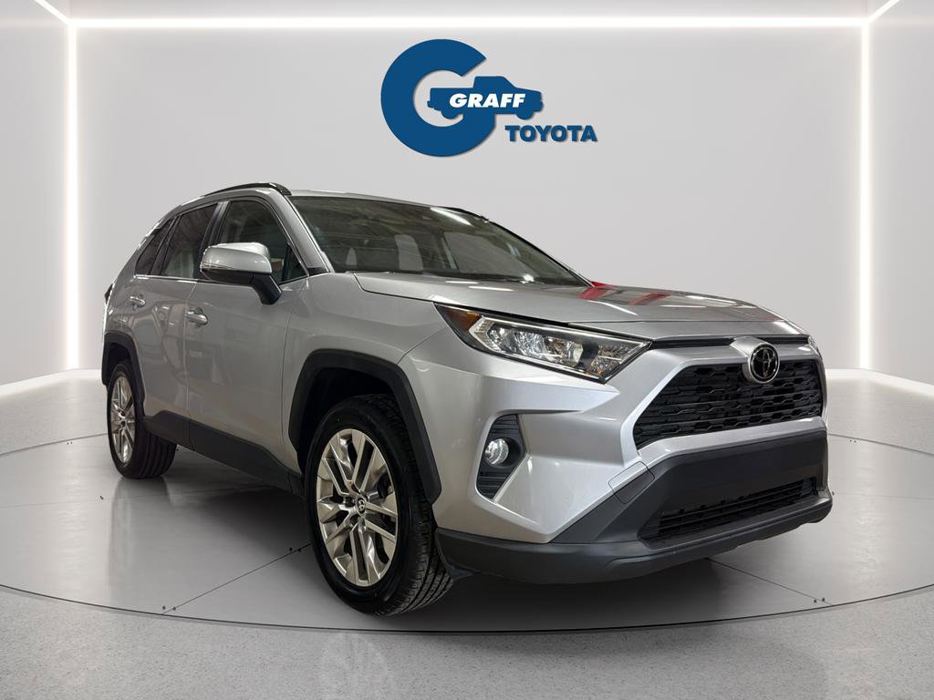 Used 2021 Toyota RAV4 XLE Premium FWD image 11
